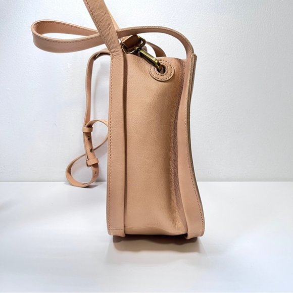 NWT Madewell The Sydney Crossbody Bag in Earthen Sand - Picture 5 of 9